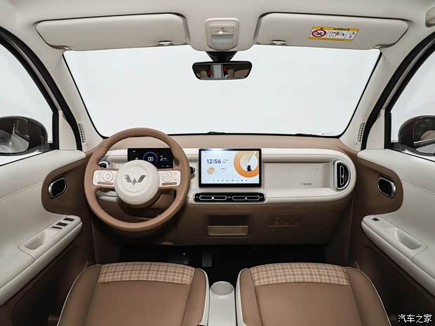 换装全新设计风格/轴距2190mm 全新五菱宏光MINIEV内饰亮相 换装全新设计风格/轴距2190mm 全新五菱宏光MINIEV内饰亮相